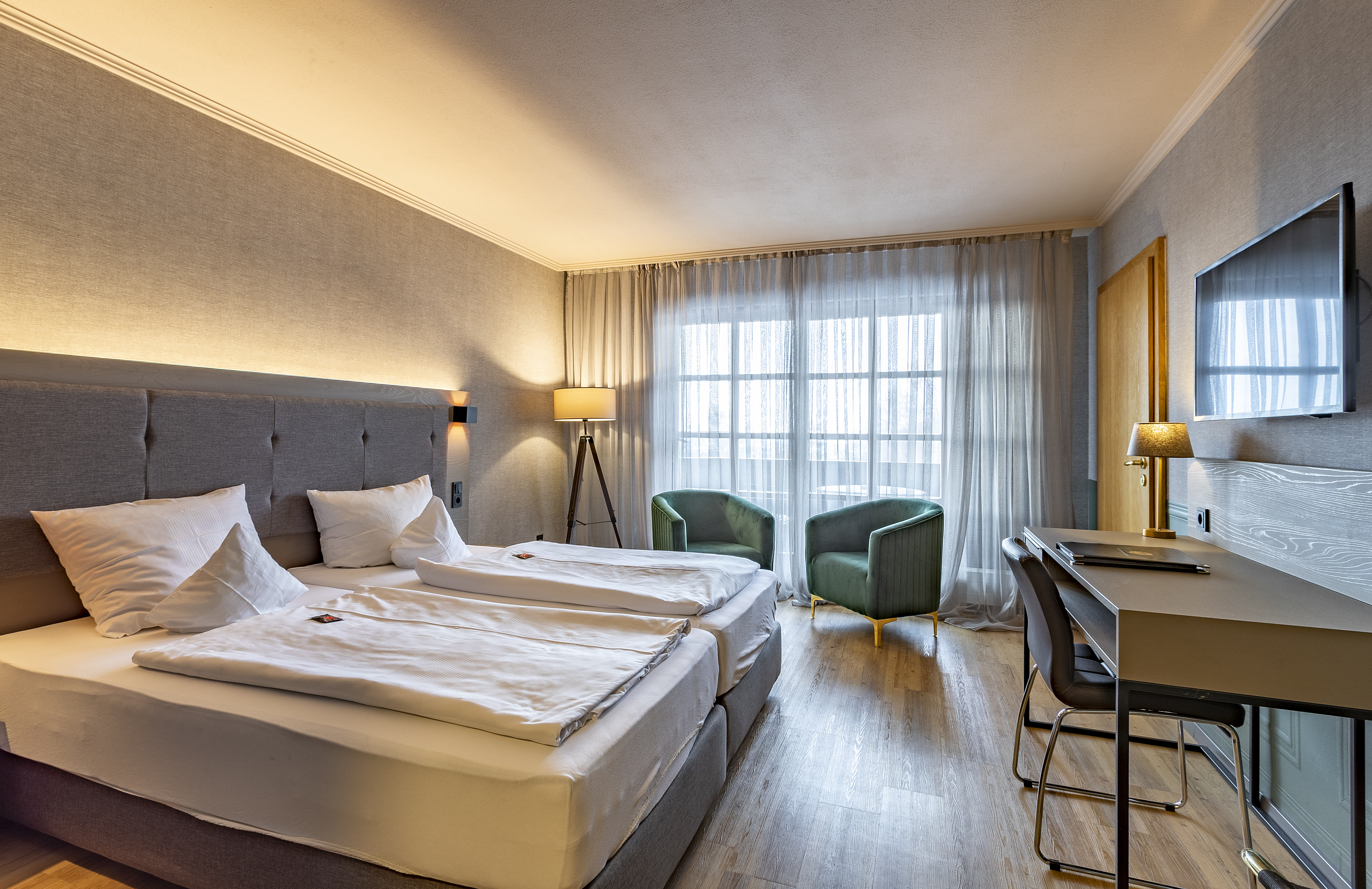 Geräumiges Doppelzimmer mit Sitzbereich